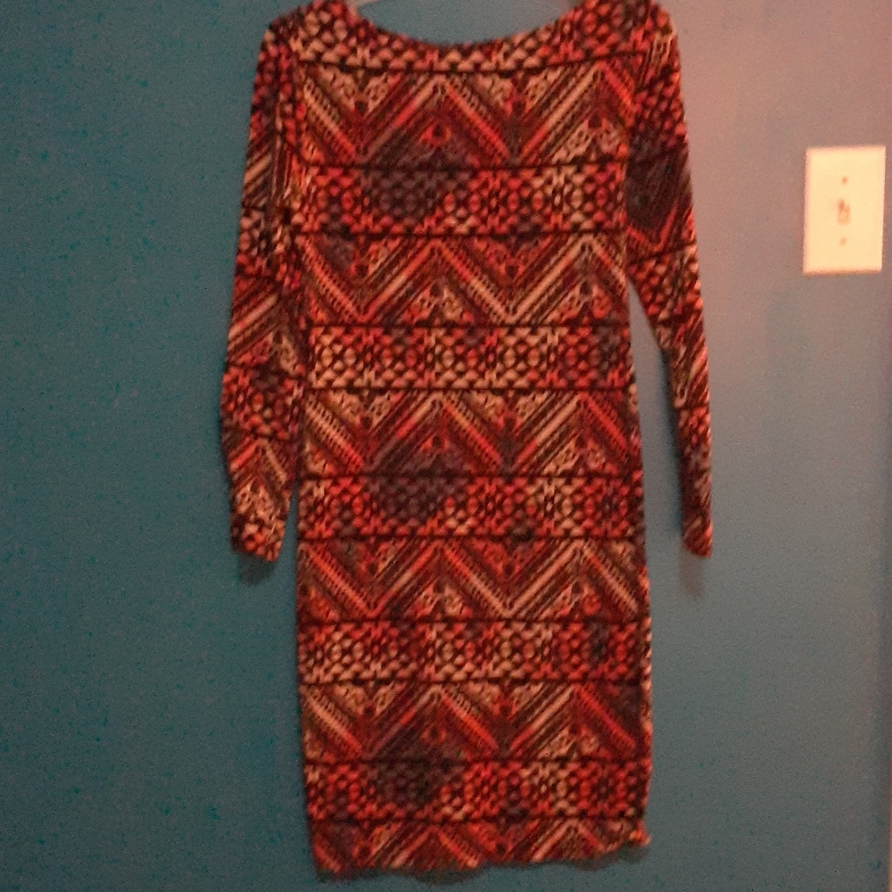 Medium - Picture 2 of 2